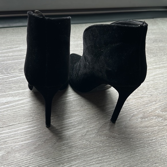 Forever 21 Velvet Booties - Picture 4 of 5